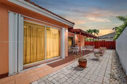 Picture of 13230 NW 10Th St, Miami, FL 33182