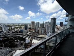 Picture of 90 SW 3Rd St # 4206, Miami, FL 33130