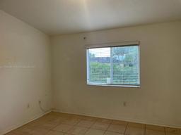 Picture of 940 NE 34Th Ave # 202, Homestead, FL 33033