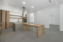 Picture of 2730 SW 17Th Ave, Miami, FL 33133