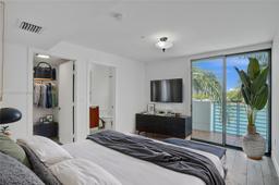 Picture of 171 N Shore Dr # 1, Miami Beach, FL 33141