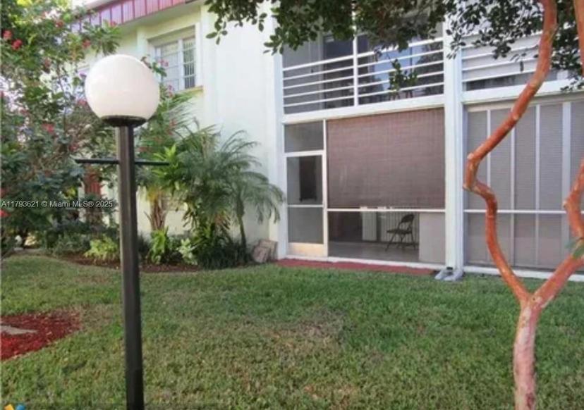 Picture of 860 SE 6Th Ave # 205, Deerfield Beach FL 33441