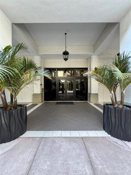 Picture of 10 Aragon Ave # 717, Coral Gables, FL 33134