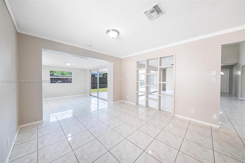 Picture of 9330 NW 39Th St, Sunrise FL 33351
