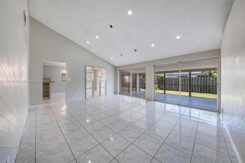 Picture of 9330 NW 39Th St, Sunrise FL 33351
