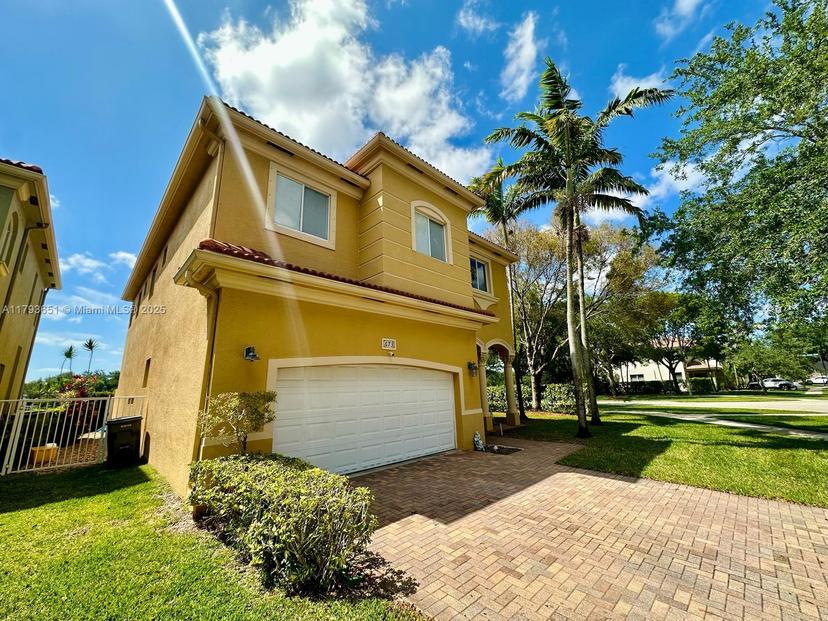 Picture of 673 Gazetta Way, West Palm Beach FL 33413