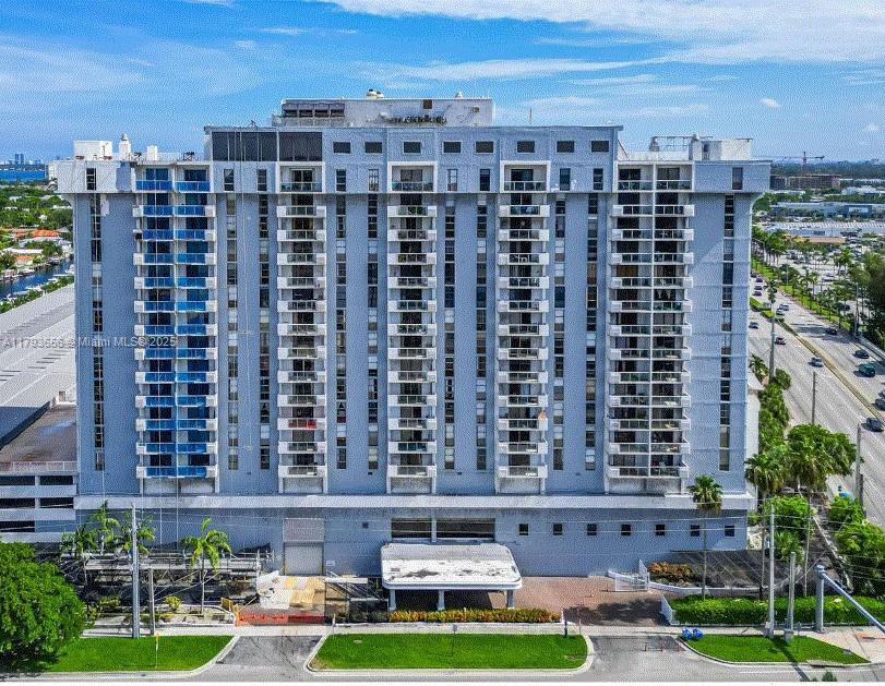 Picture of 13499 Biscayne Blvd # 913, North Miami FL 33181