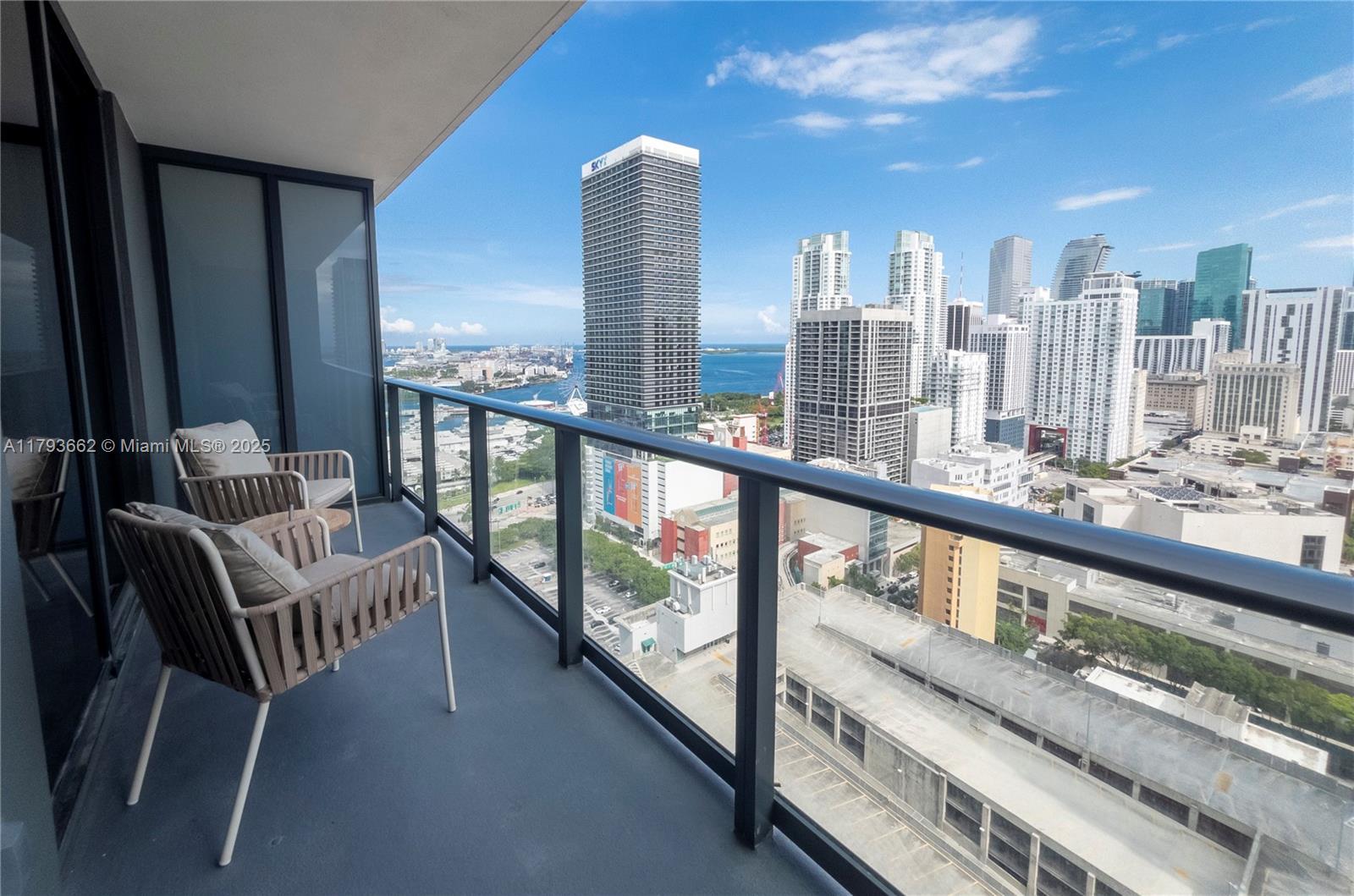 Picture of 601 NE 1St Ave # 2508, Miami, FL 33132