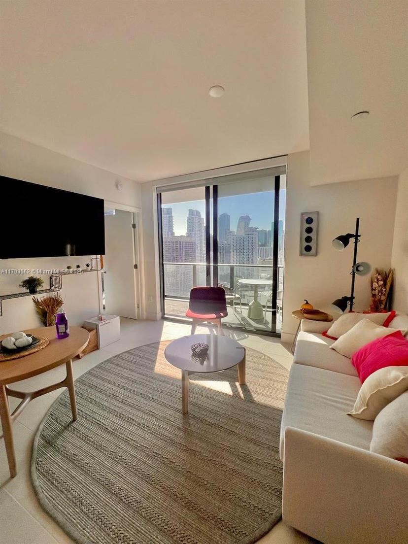 Picture of 601 NE 1St Ave # 2508, Miami FL 33132