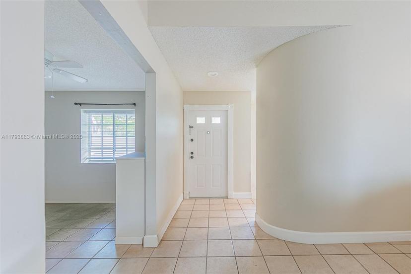 Picture of 14700 SW 139Th Ave # 40, Miami FL 33186