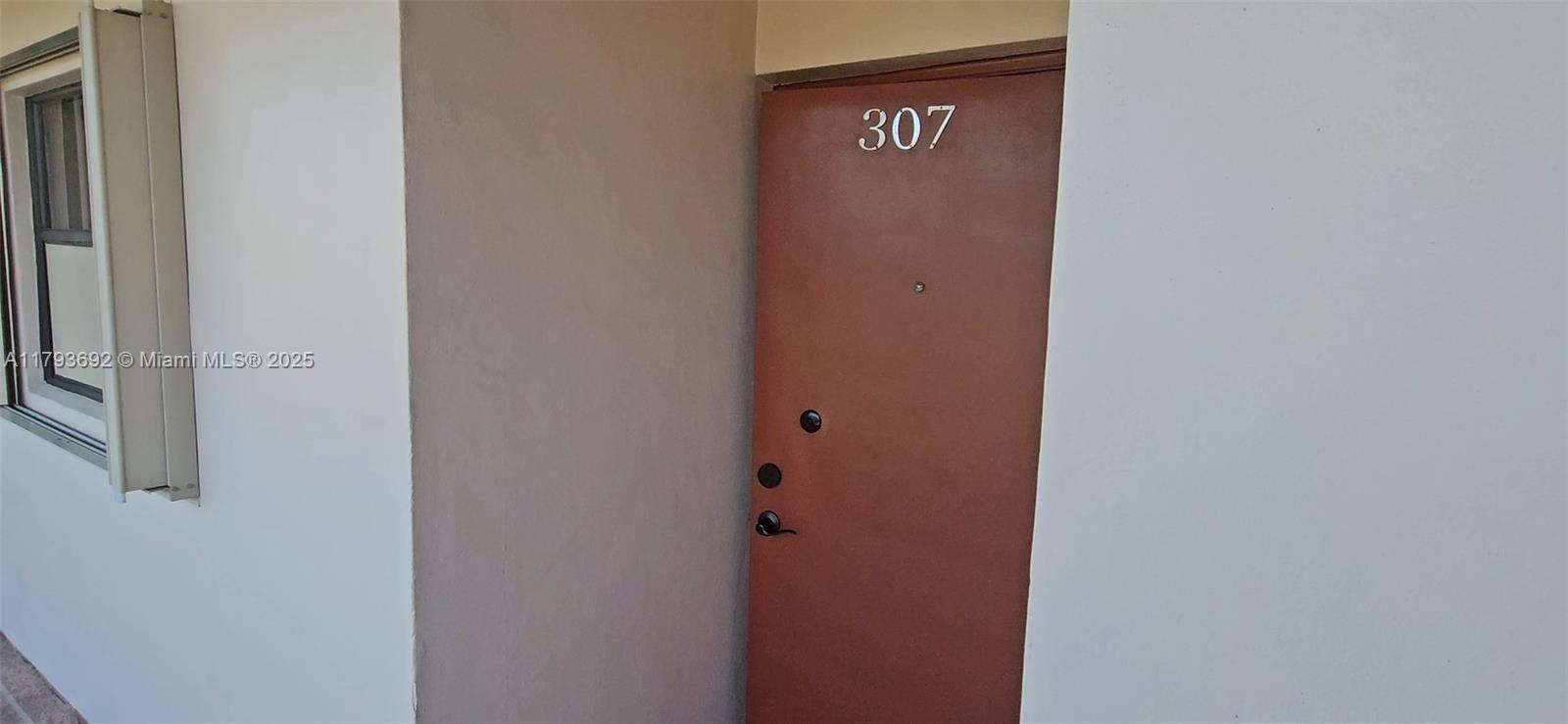 Picture of 10207 Sunrise Lakes Blvd # 307, Sunrise, FL 33322