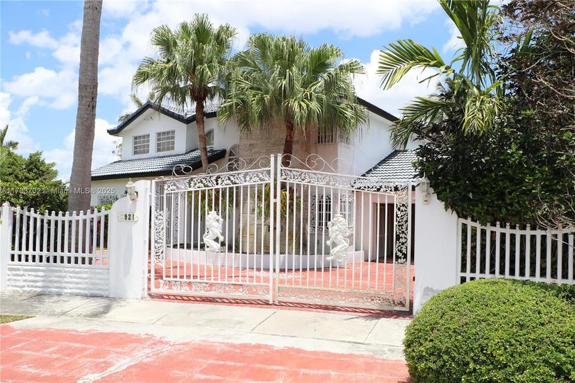 Picture of 2921 SW 141St Ct, Miami FL 33175