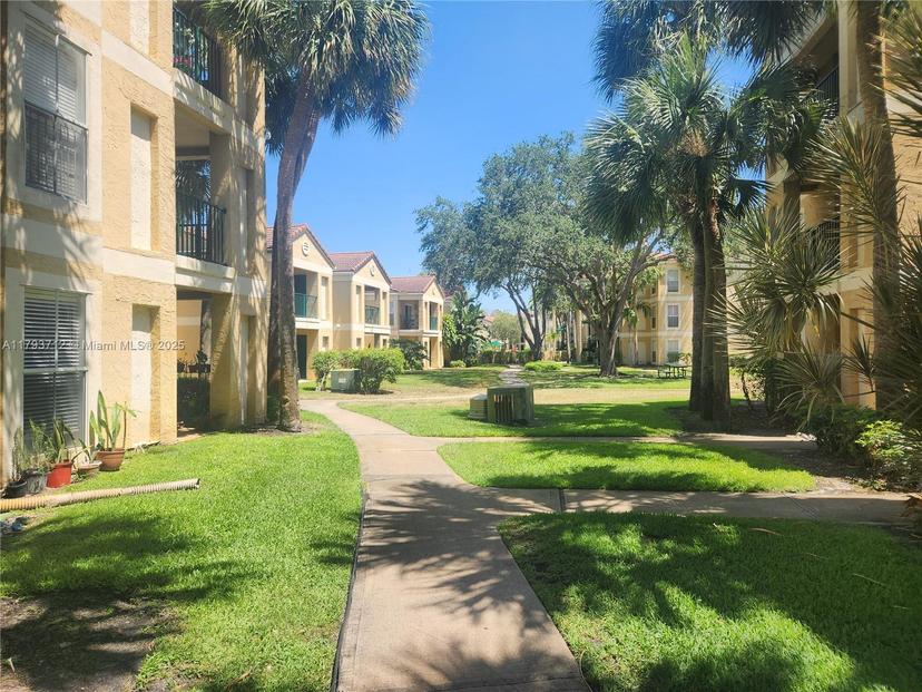 Picture of 777 Riverside Dr # 1522, Coral Springs FL 33071