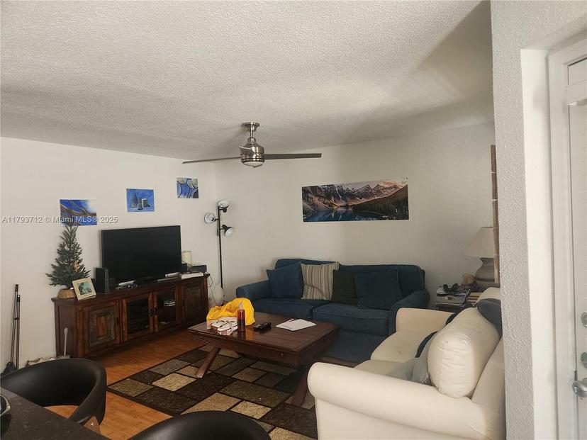 Picture of 777 Riverside Dr # 1522, Coral Springs FL 33071