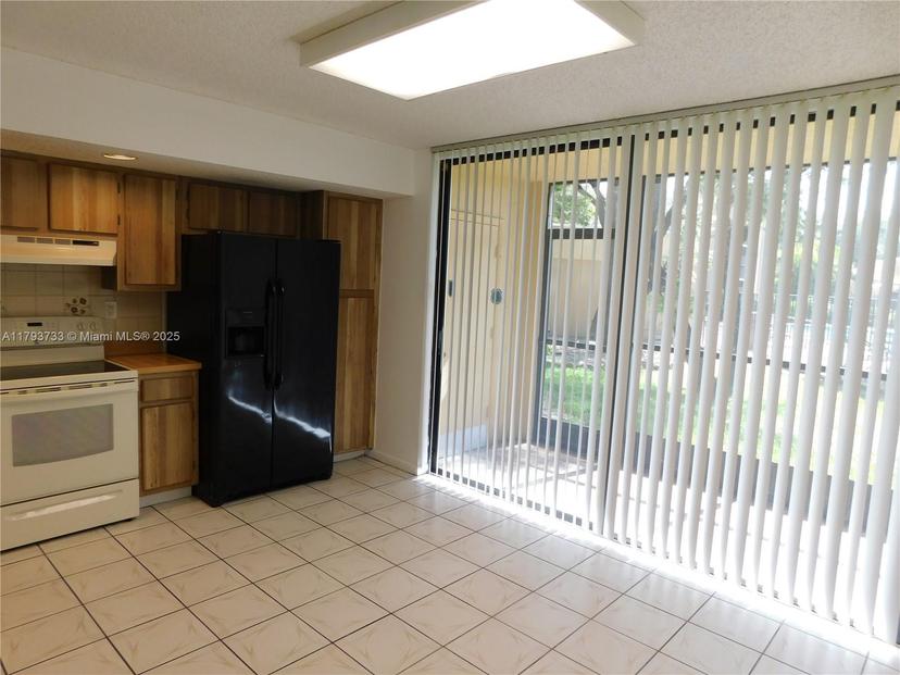 Picture of 8005 SW 107 Av # 118, Miami FL 33173
