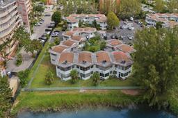 Picture of 18746 NE 18Th Ave # 146, Miami, FL 33179
