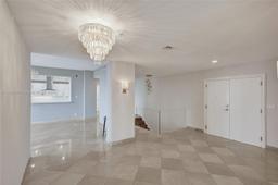 Picture of 20355 NE 34Th Ct # 2725, Aventura, FL 33180