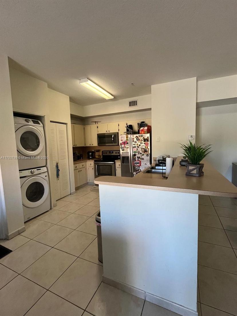 Picture of 7270 NW 114Th Ave # 9, Doral FL 33178