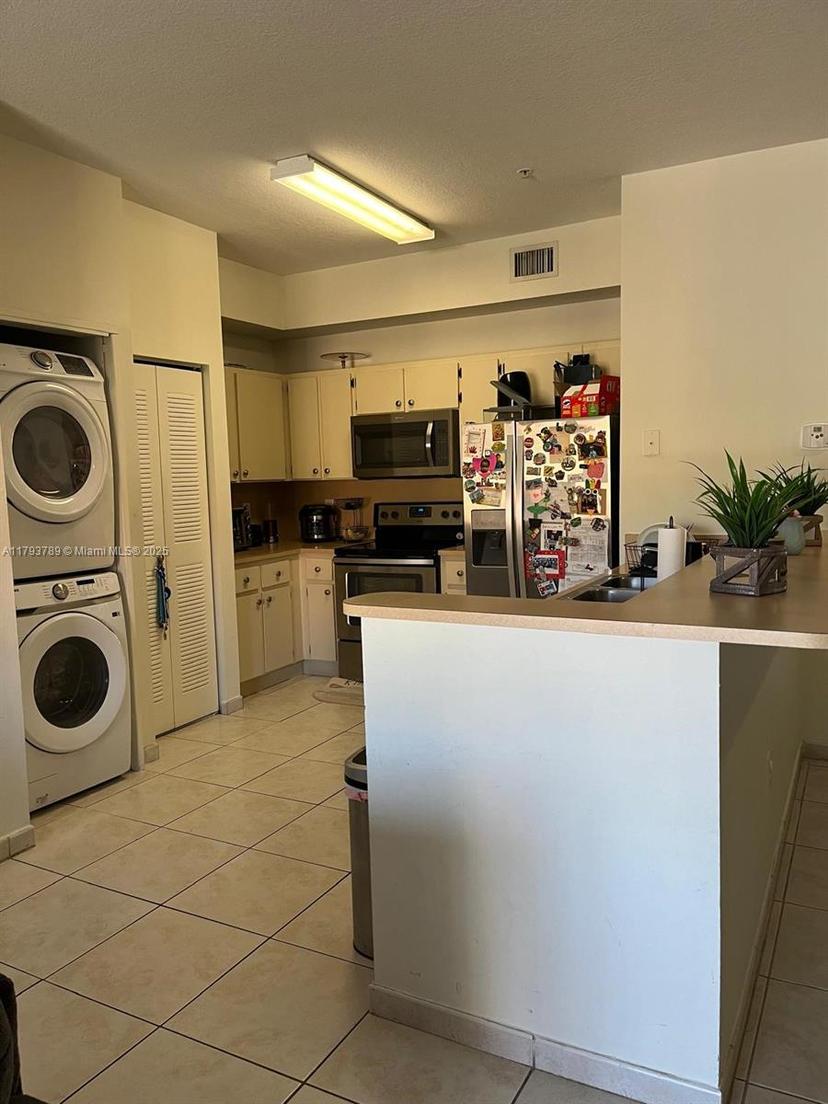 Picture of 7270 NW 114Th Ave # 9, Doral FL 33178