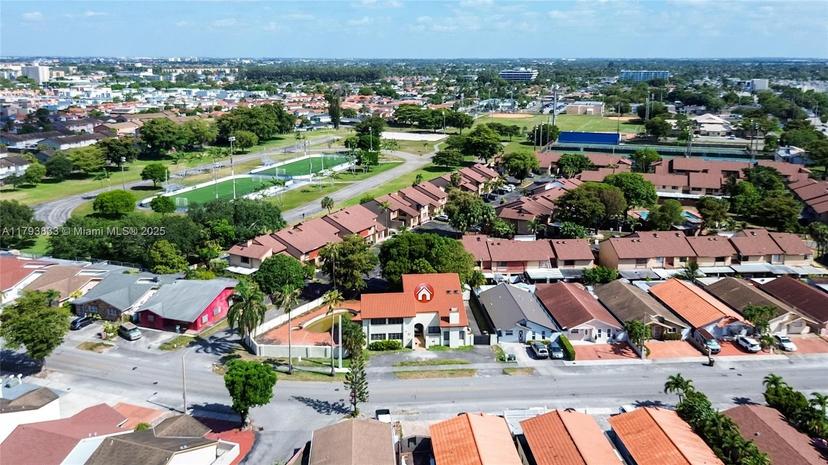 Picture of 839 W 39Th Pl, Hialeah FL 33012