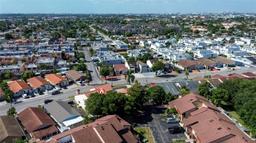 Picture of 839 W 39Th Pl, Hialeah, FL 33012