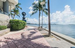 Picture of 325 S Biscayne Blvd # 3822, Miami, FL 33131