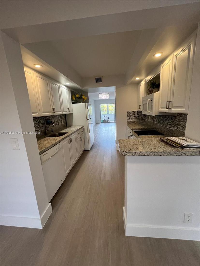 Picture of 12701 SW 14Th St # 312J, Pembroke Pines FL 33027