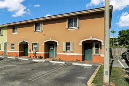 Picture of 7975 NW 8Th St # 44F, Miami, FL 33126