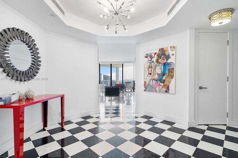 Picture of 19500 Turnberry Way # 20D, Aventura FL 33180