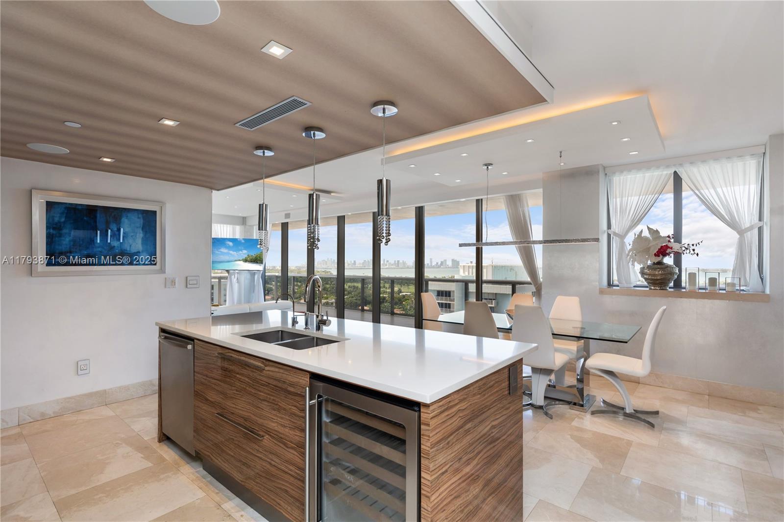 Picture of 5875 Collins Ave # 1908, Miami Beach, FL 33140