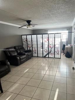 Picture of 2008 Jackson St # D9, Hollywood, FL 33020