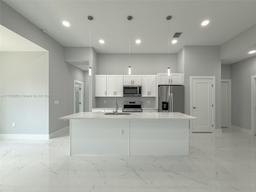 Picture of 438 Raymer St, Lehigh Acres, FL 33974