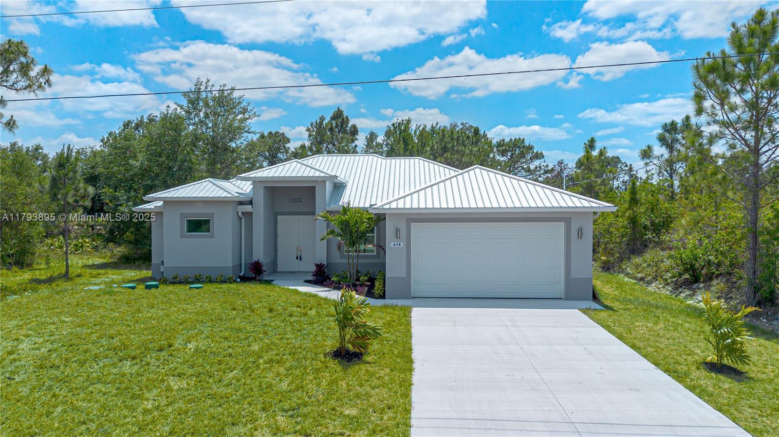 Picture of 438 Raymer St, Lehigh Acres, FL 33974