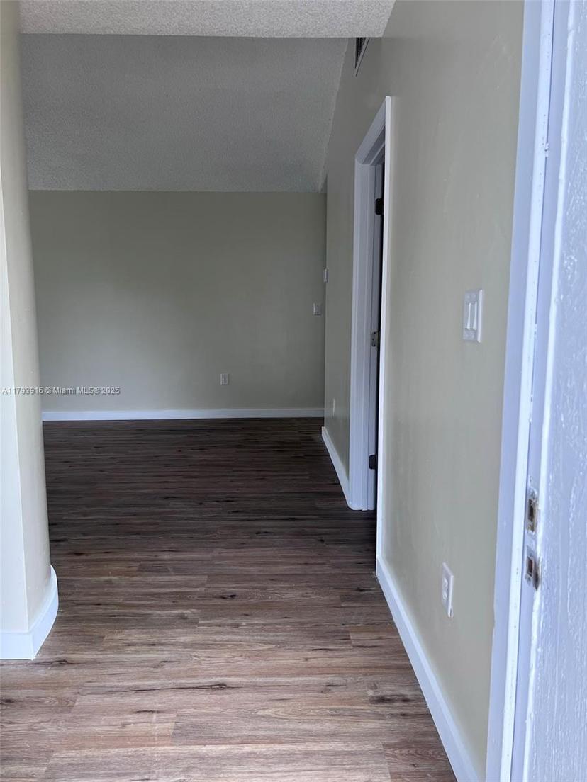 Picture of 13776 SW 149 Circle Ln # 79, Miami FL 33186