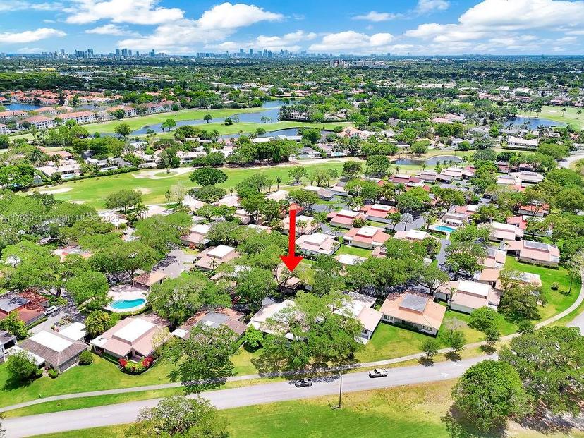 Picture of 3501 Keyser Ave # 43, Hollywood FL 33021