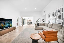 Picture of 3501 Keyser Ave # 43, Hollywood, FL 33021