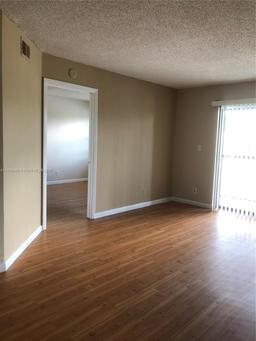 Picture of 9044 NW 28Th Dr # 202, Coral Springs, FL 33065
