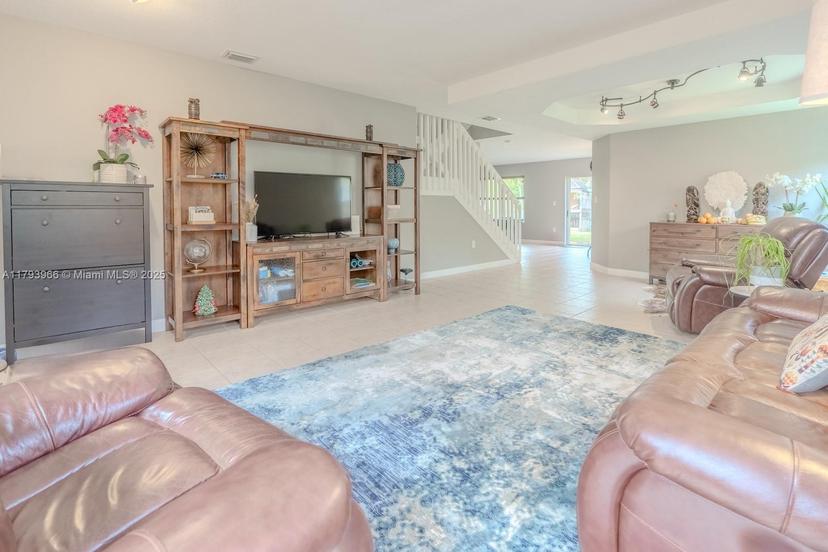 Picture of 8871 SW 212Th Ter, Cutler Bay FL 33189