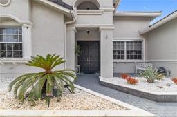 Picture of 1046 SW 159Th Way, Pembroke Pines, FL 33027