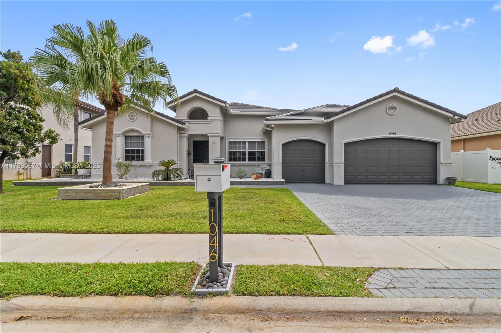 Picture of 1046 SW 159Th Way, Pembroke Pines, FL 33027