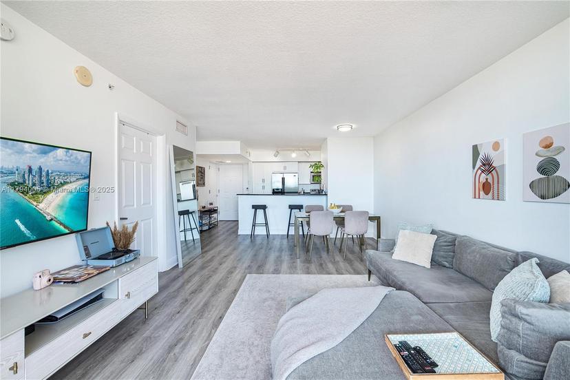 Picture of 3232 Coral Way # 507, Miami FL 33145