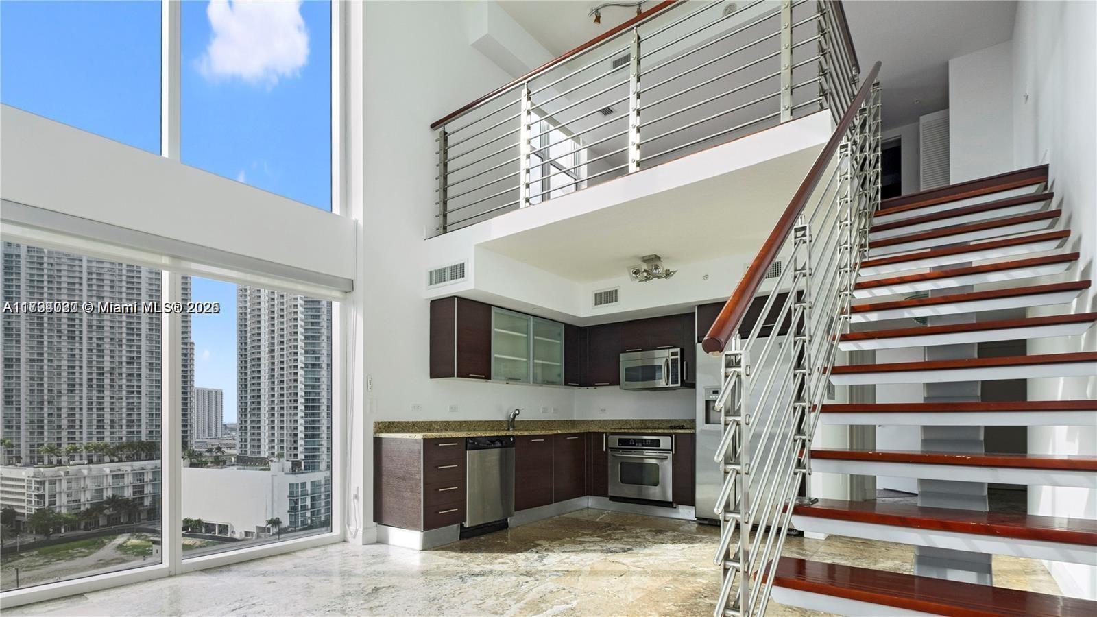 Picture of 41 SE 5Th St # 1016, Miami, FL 33131