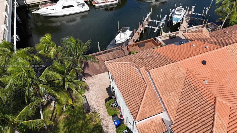 Picture of 999 N Harbor Vw N, Hollywood FL 33019