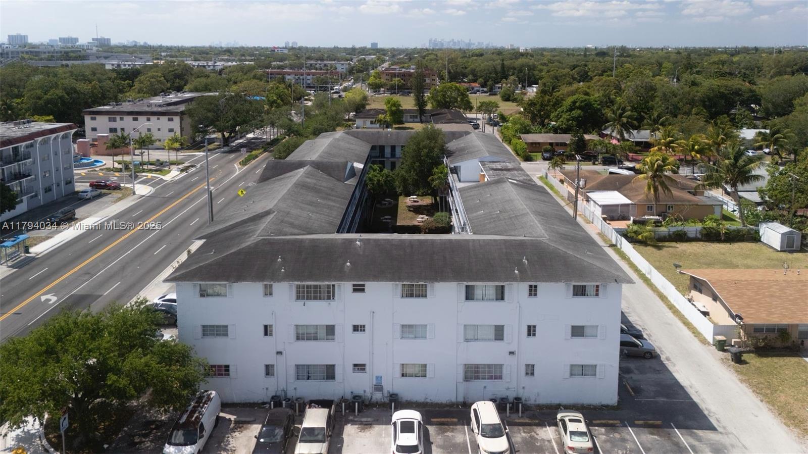 Picture of 13700 NE 6Th Ave # 115, North Miami, FL 33161