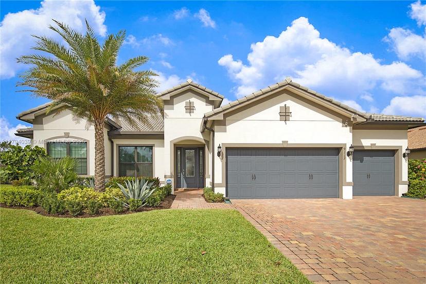 Picture of 9117 Balsamo Dr, Palm Beach Gardens FL 33412