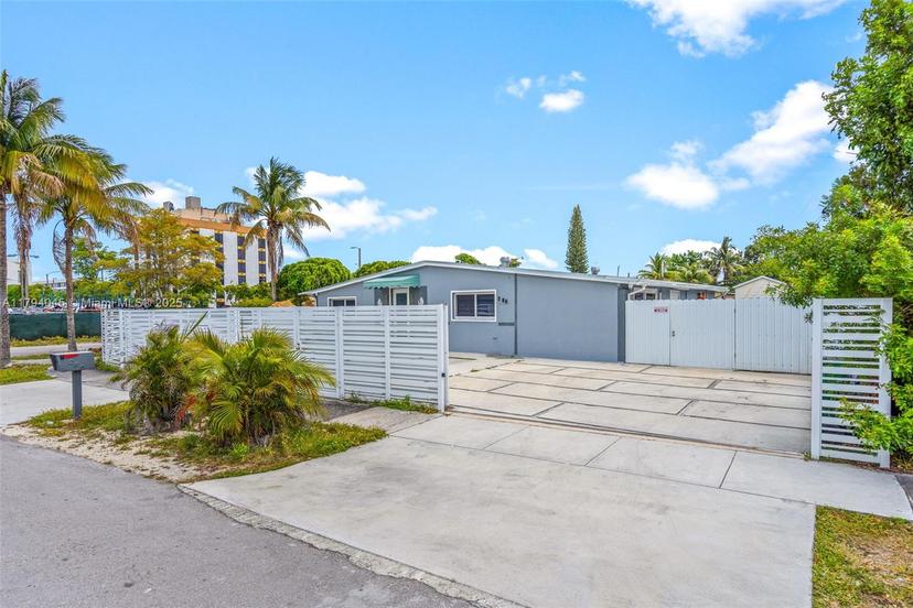 Picture of 280 NW 184Th Ter, Miami Gardens FL 33169