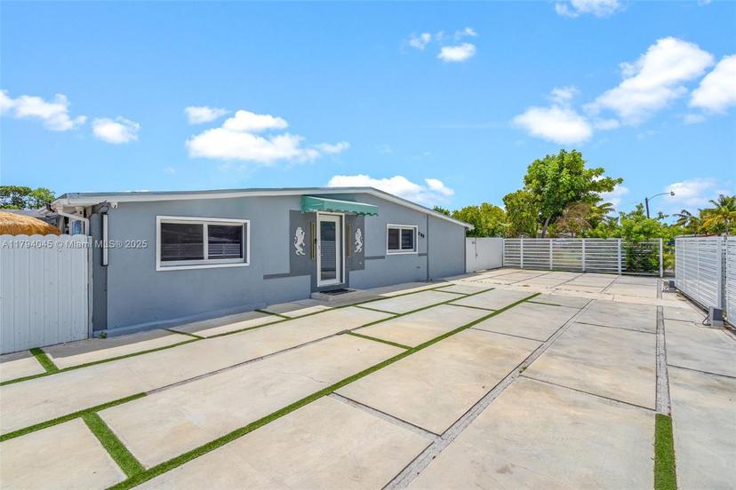Picture of 280 NW 184Th Ter, Miami Gardens FL 33169