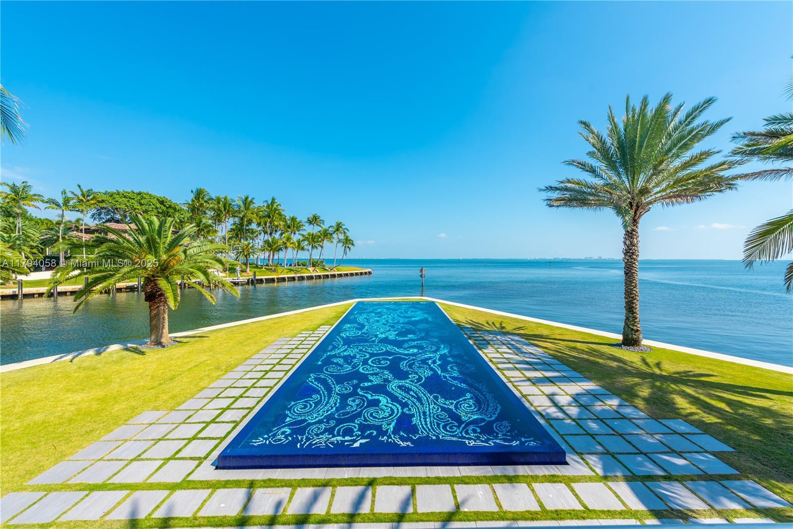 Picture of 41 Arvida Pkwy, Coral Gables, FL 33156