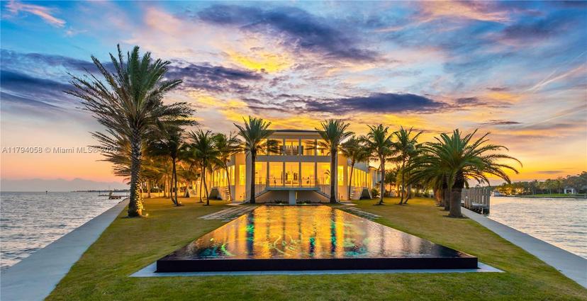 Picture of 41 Arvida Pkwy, Coral Gables FL 33156