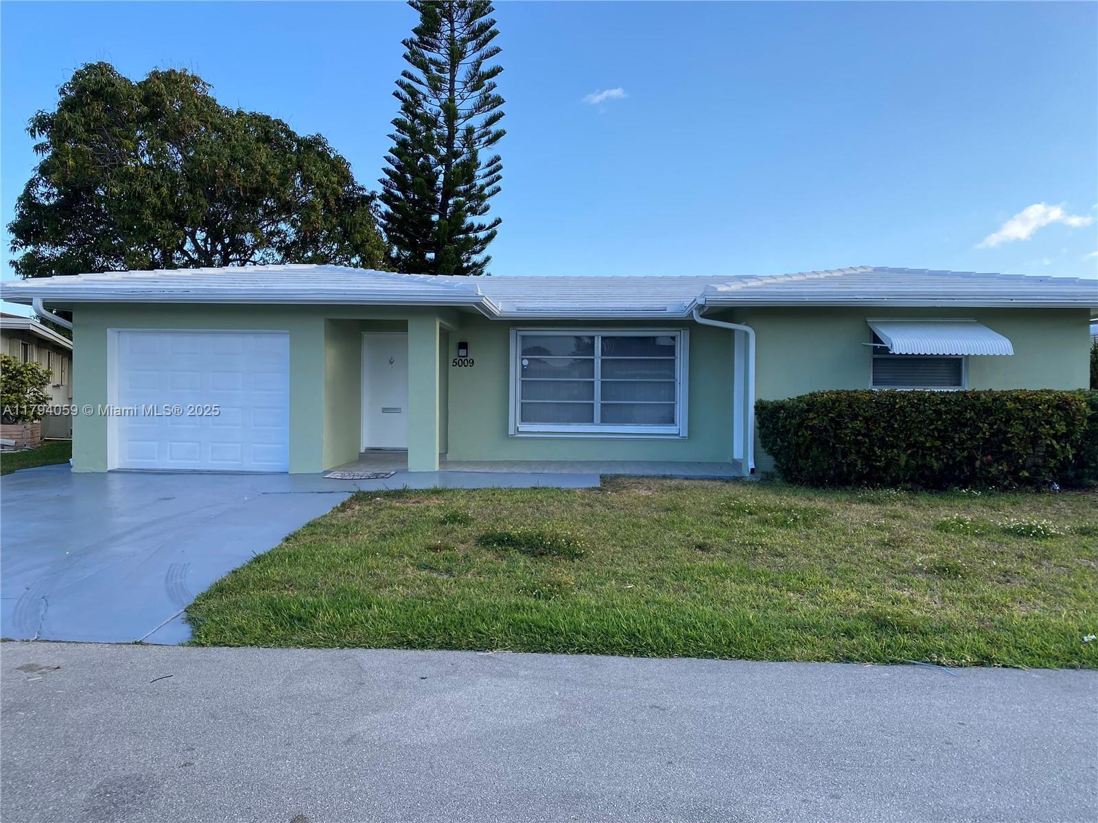 Picture of 5009 NW 51St Ct, Tamarac, FL 33319